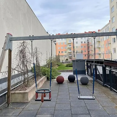 Huoneisto Cozy & Modern Central-apartment *